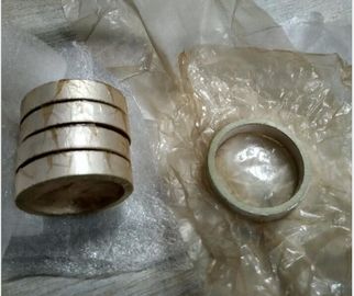 Ống và vòng Hình dạng tấm gốm Piezo Hai điện cực Kích thước tùy chỉnh Hiệu quả cao